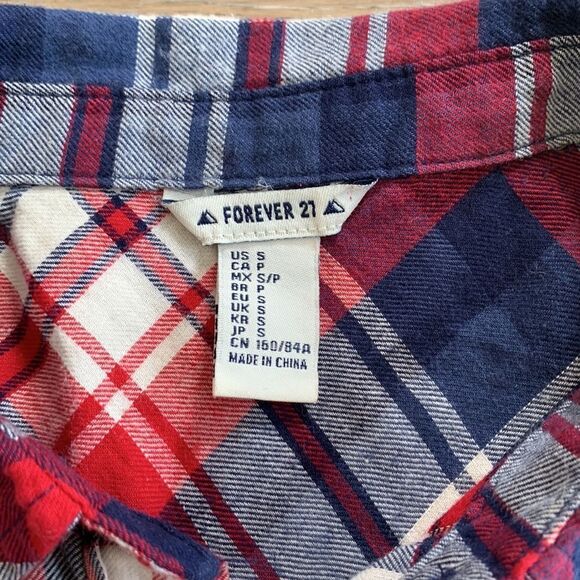 Forever 21 flannel long sleeve button down size small - Picture 7 of 7